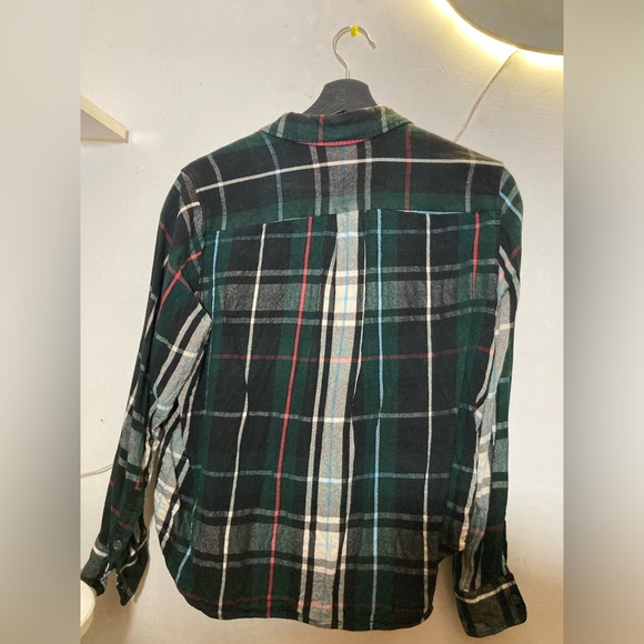 Levi’s plaid flannel extra large button down shirt green and white - Picture 2 of 4